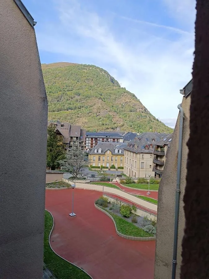 Appartement Frolise, T2, Centre, Wifi, Parking Couvert Gratuit, 4 Personnes Bagnères-de-Luchon