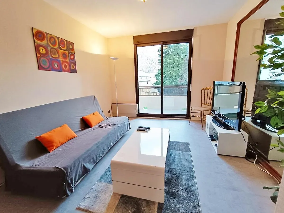 Frolise, T2, Centre, Wifi, Parking Couvert Gratuit, 4 Personnes Bagnères-de-Luchon Appartement
