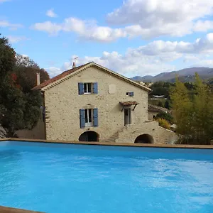 https://lempreinte-salavas.hotels-rhonealpes.com